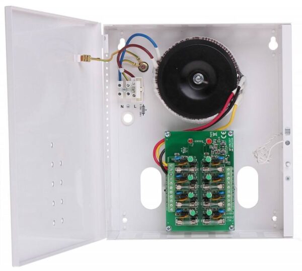 Pulsar PSAC08246 – Tápegység dobozban 24 VAC, 8x0,75A