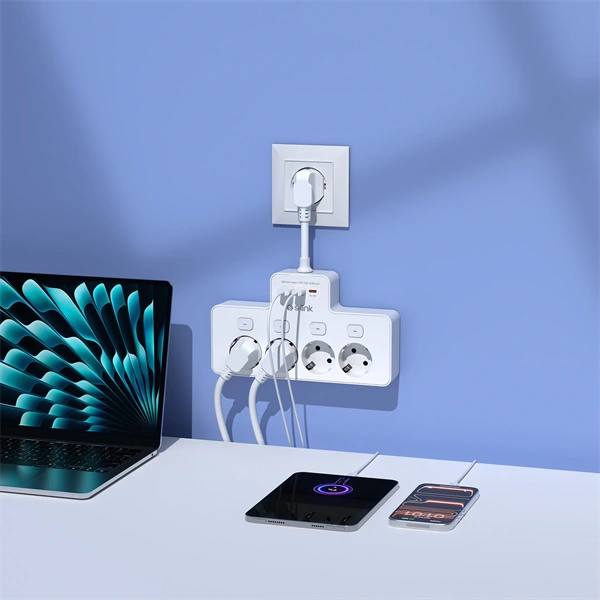 S-Link_Tulfeszultsegvedo_-_PRZ08_15cm_210_Joule_USB-A_2xType-C_16A_34A5V_3680W_4db_schuko_feher-i543701.jpg S-Link Túlfeszültségvédő - PRZ08 (15cm, 210 Joule, USB-A, 2xType-C, 16A, 3.4A/5V, 3680W, 4db schuko, fehér)