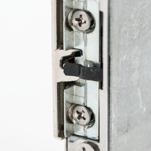 dorcas-99nf305-512-top_4-1.png Alacsony, pajzs nélküli elektromos zárfogadó - feszültségre zár - nyelvkivezetővel - 12V DC