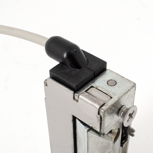 Vízálló (IP68)  szimmetrikus, keskeny, alacsony, pajzs nélküli elektromos zárfogadó 250mm vezetékkel - kiiktatható