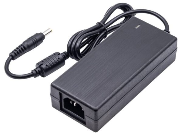 Nestron NPS-D112D-3A-CCTV – Asztali CCTV tápegység 12 VDC/3 A