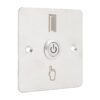 pbk-c-19l-nonc-rdgn_isoright.jpg Kimagasló felületű Ø19 mm-es bistabil nyomógomb(IP65) 86 mm széles pajzzsal-NO/NC piros-zöld LED