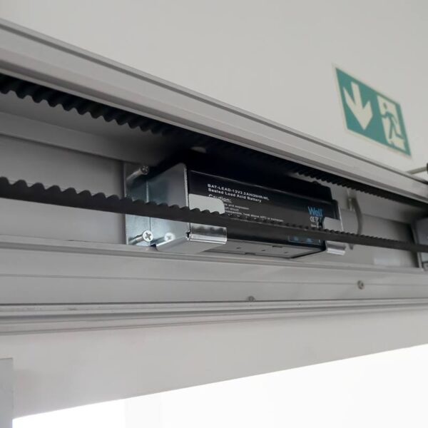 ys321-brk_vari_ci_.jpg Konzol akkumulátor tolóajtó automatika sínre rögzítéséhez