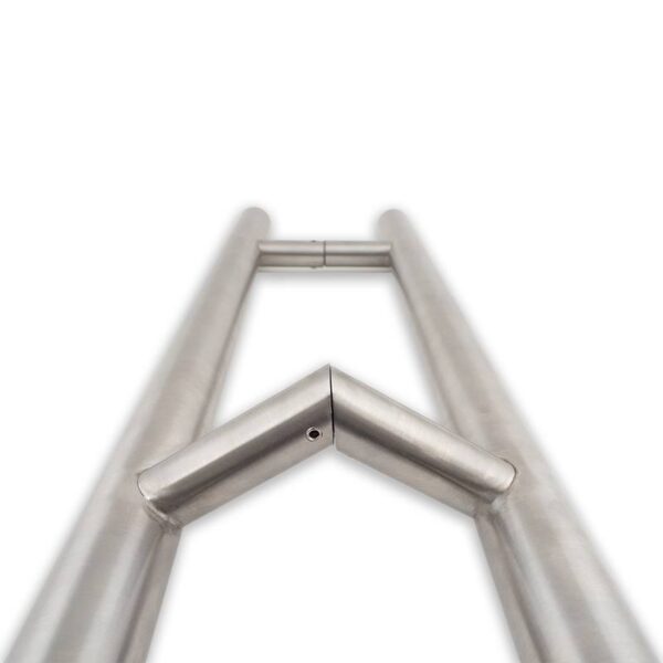 zzz-yh-500v-32_iso.jpg OUTLET: Henger alakú 500 mm hosszú INOX fogantyú pár, "V" és "H" alakú lábakkal, 32mm csőátmérővel